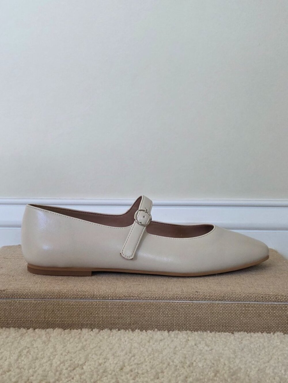 NEW Linea Paolo Mona Ivory Mary Jane Flats